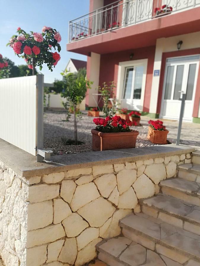 Apartmani Sladic Skradin Esterno foto